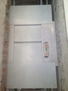 Установка ресторанного подъемника